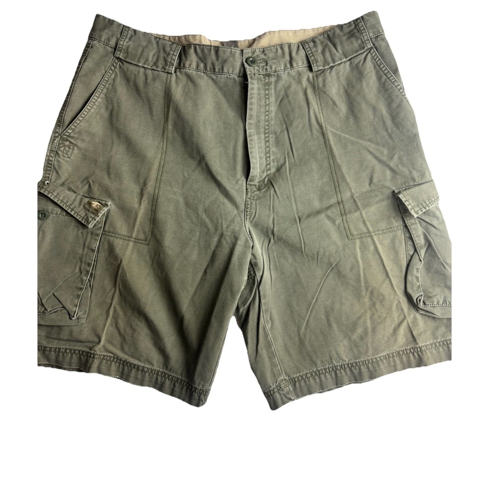 Vtg IZOD Cargo Shorts Men's 38x10 Olive Green Zipper Fly Covered Pockets Y2K